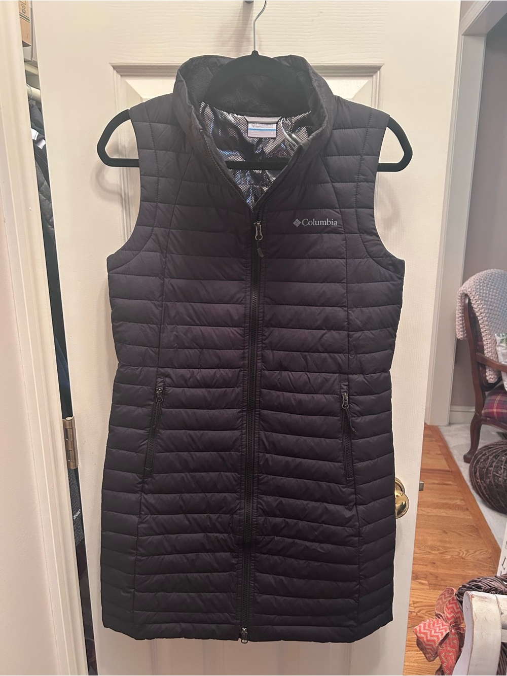 Columbia Women’s White Out Long Omni Heat Puffer Vest w/Pocket in Black. Size S.